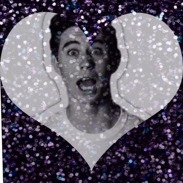 diytutorials123's tweet image. I got a dm to do a nash edit.
•
Kinda felt weird, Idek why😂
•
Well hope you enjoy❤️ 
•
Here you go:
