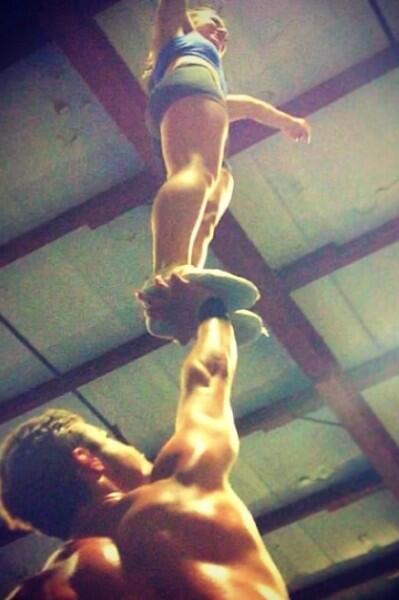 CheerProblemss's tweet photo. Male cheerleader muscle alert 😍💪 @KUcheer not a #cheerproblem http://t.co/TaDR5CausB