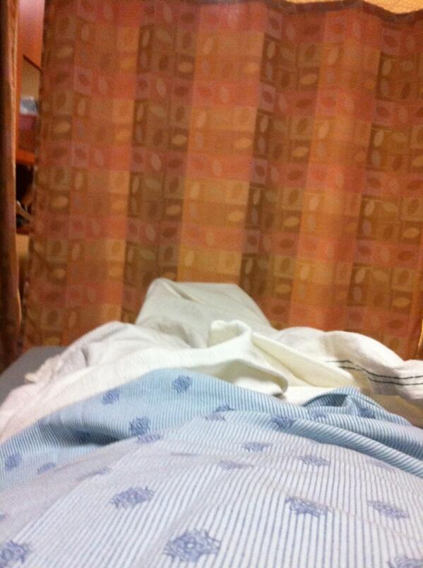 ThePatrickRollo's tweet image. All the cool people are at #lastnight @FarmsteadProv Meanwhile I'm in the ER. Bar service here sucks &amp;amp; no sent food.