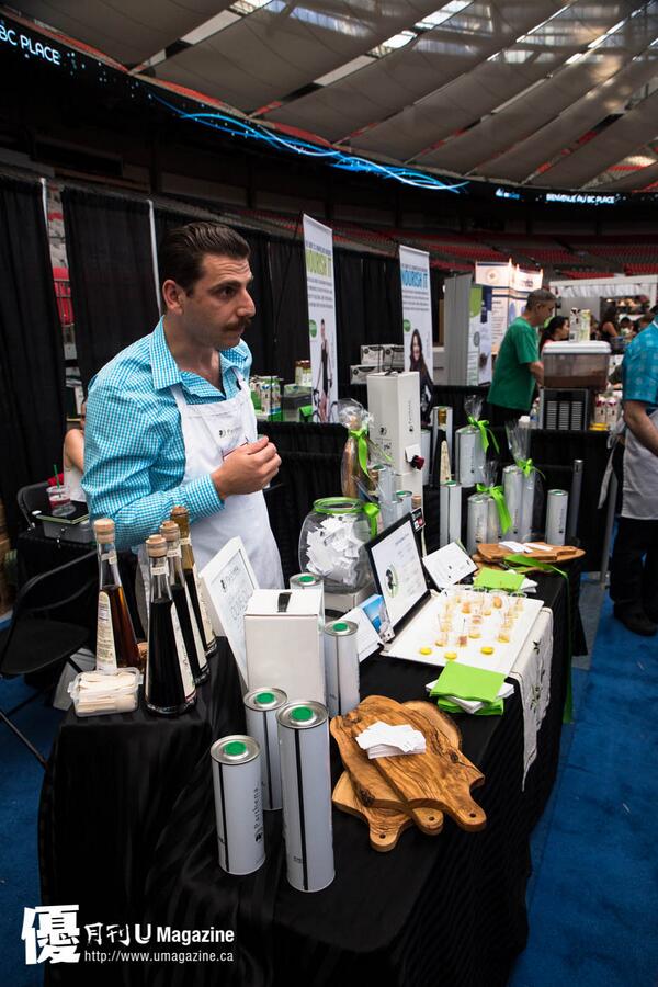 ParthenaOil's tweet photo. Parthena had a wonderful last day at the @EAT_Vancouver! Thanks to every1 who helped out and stopped by! #yvr #foodie http://t.co/Um4IvMkJD6