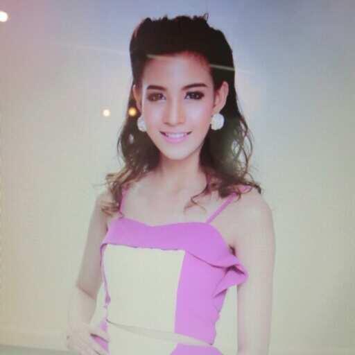 Jam_PanichadaFC's tweet photo. สวัสดีค่ะ http://t.co/BmWZsTJBe3