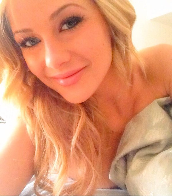 Spending my Sunday resting up for the busy week ahead ? Cuddle bunny up! 

 #Sunday  #PicOfTheDay #SelfieSunday