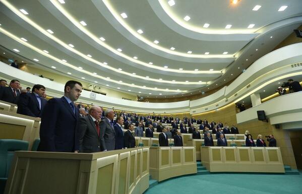 Чиновников Совета федерации отправили на курсы делового этикета itar-tass.com/politika/12312… #новости