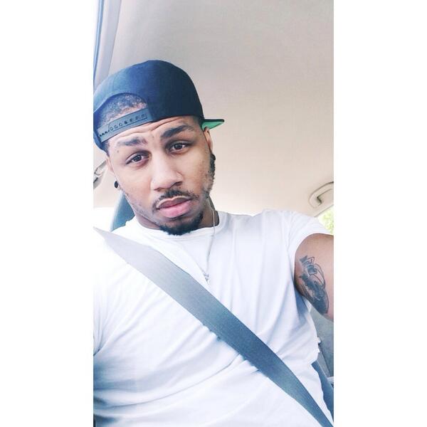 DominicWife's tweet image. #mcm @uheartdomo ❤️❤️😍😘😳👌