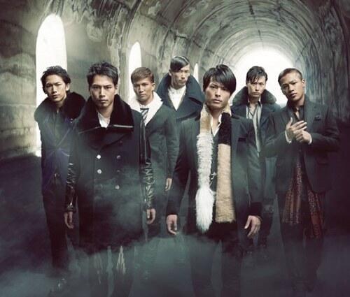 J_SoulBrothers3's tweet photo. 思ってたより長い時間が ただ過ぎていた alone in my car どこまで走っても見つからなくて Gotta face the fact 想い出滲んでく    #何の曲か分かったらRT  #3JSB　https://t.co/uS31PkzeEz