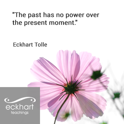 EckhartTolle's tweet photo. This Week's #PresentMomentReminder: “The past has no power over the present moment.” #EckhartTolle #Quote #RT http://t.co/TgGhXRas4A