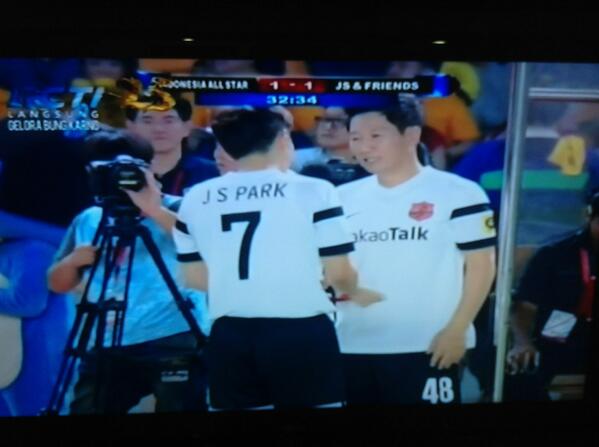 ClubRunningMan's tweet image. Changing players