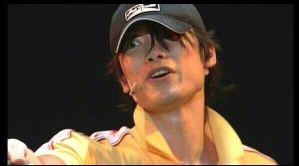 ktns_0917's tweet image. やっと顔と歳が一致した歳になったと思うのは私だけなんだろうか、、兎にも角にも兼ちゃんはぴば！！ #兼崎健太郎生誕祭2014