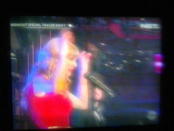 swiftiesmalik's tweet image. #BreakoutNETTaylorSwift #REDtourJKT @breakoutnet @SwiftIndonesia_ @TaylorSwiftIndo @SwiftyIndonesia LOVE STORY