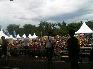 #Latepost perform at lapangan tegalega bandung