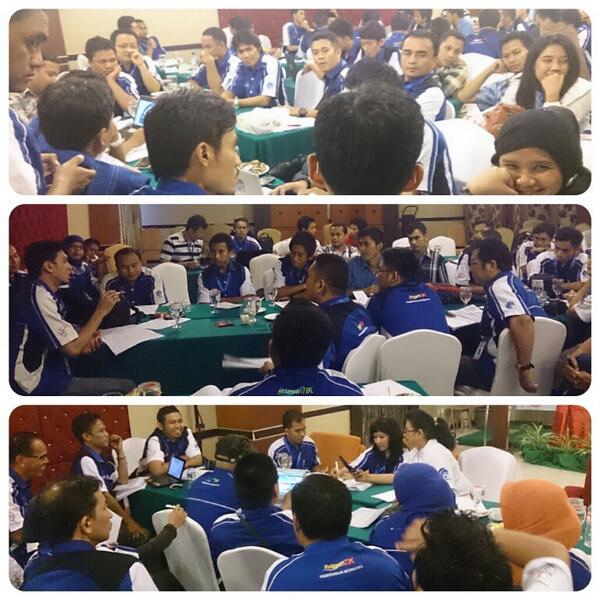 RelawanTIK's tweet photo. Diskusi dbagi mjd 3 kelompok utk pembahasan Program Kerja #RakernasRTIK http://t.co/fA6vJFokKP
