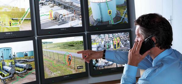 #Seguridad en casa y en la empresa ¿Cuáles son las ventajas de un sistema de videovigilancia? etterna.es/sistemas-de-vi…