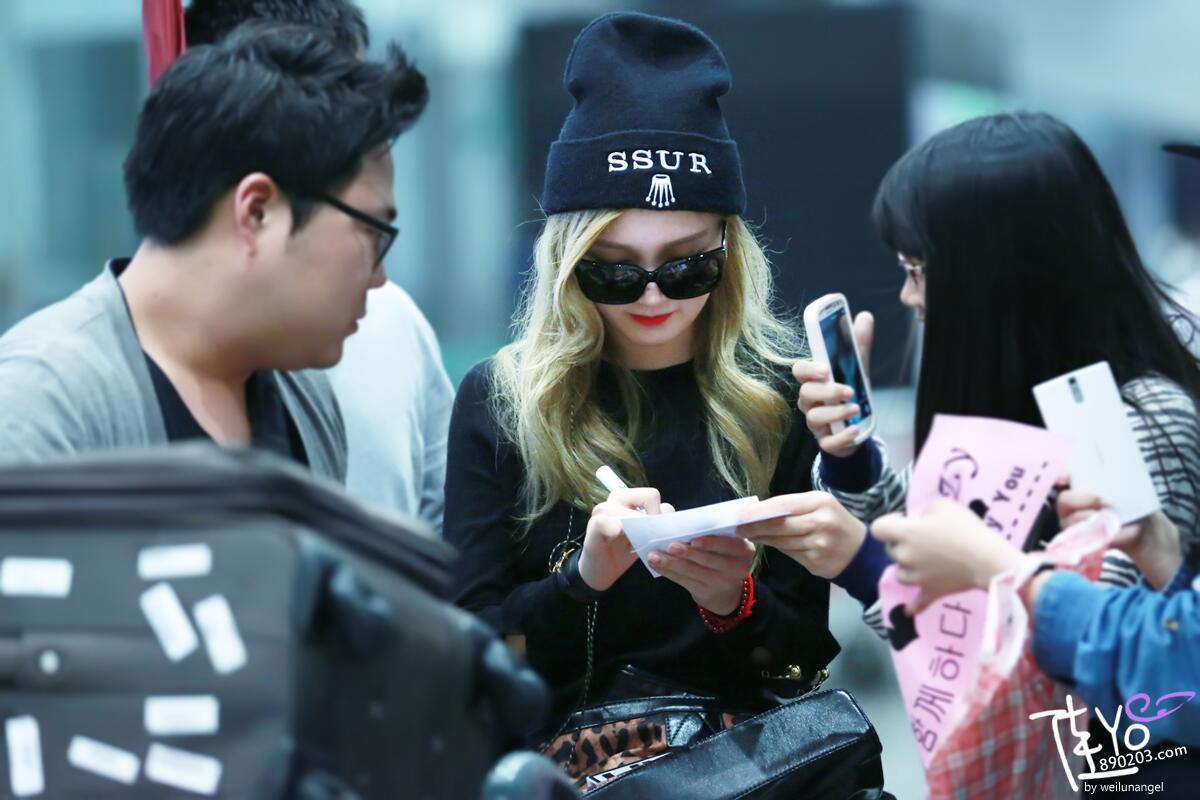 BpI38CxIIAAHloG.jpg:large