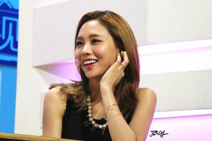 BpI4dfVIcAENs7m.jpg:large