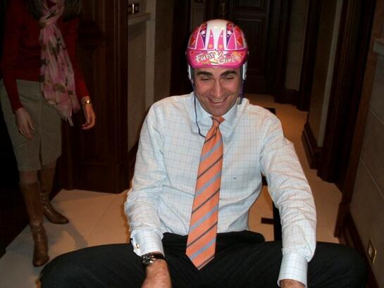 gobiernoespa's tweet photo. ¡PI PI! Abrid paso a vuestro Rey. http://t.co/FqcpHj2tKk