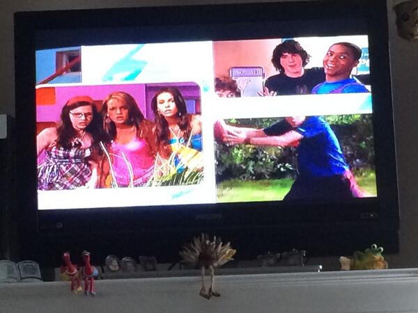 QueenieJamie's tweet photo. Look what's on. Tsk tsk. http://t.co/oi252EJVNm