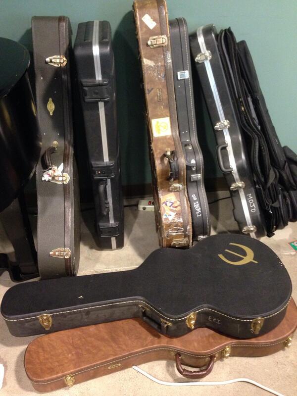 joeljohns1's tweet photo. Men of @Eastside_CC Do you have one of these at your house? Come play it for #guitarmageddon at #ECCM3 weekend! http://t.co/vej2Sa3XHo