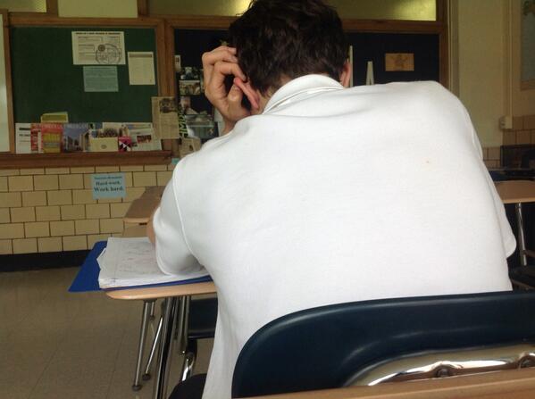 __toddmazurek's tweet image. @patrickdonovan9 hard at work #silentstudy #basedmazurek