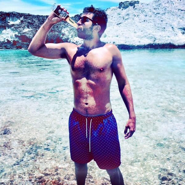 erikatomatoes's tweet image. &quot;@bretteldredge: Some days life feels like a @coronaextrausa commercial!  Who&apos;s gonna join me!? http://t.co/T0hJTqkRHy&quot; ooh yes please!