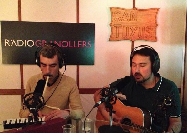 Els <a href="/samitierbcn/">Samitier</a> en han vingut a presentar "Els tambors són nostres" i han tocat a la barra
programes.laxarxa.com/audio/81886