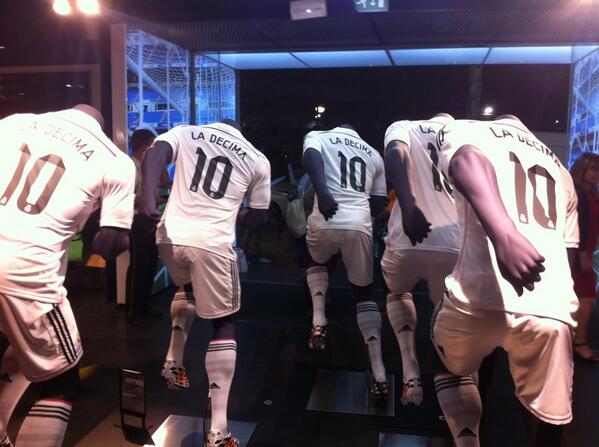 BpJ3qW0IIAAnc2p Real Madrid stars officially unveil their new kits, including a bright pink away kit [Pictures]