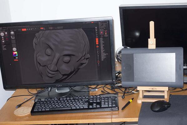 NormalVector's tweet image. A @Wacom tablet + proper table easel = Splendid! Should keep me happy unless I get the money for a Cintiq.