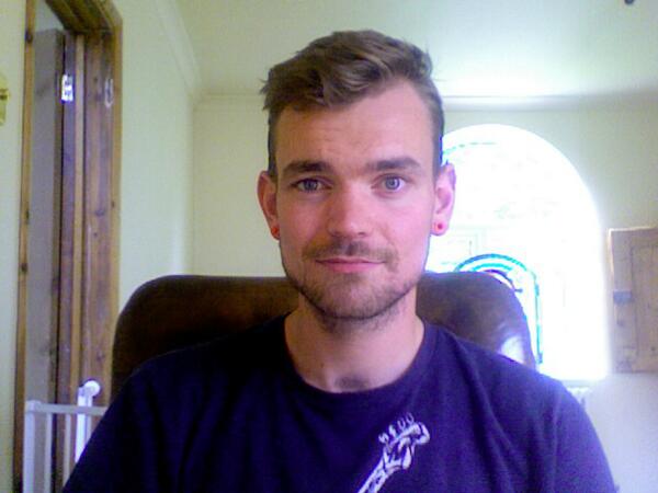 pizzabuoy's tweet photo. bored dot com/gay http://t.co/7ipeMFojCC