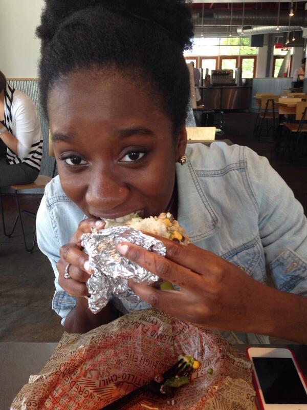cldntran's tweet image. Currently teaching this kid how to eat a burrito the right way #goodrolemodel