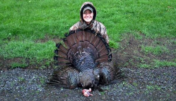 FieldandStream's tweet photo. Black Long Beard: Rare, Melanistic Turkey Taken in New York http://t.co/amtFkMsuus #hunting http://t.co/toe9z8TDPc