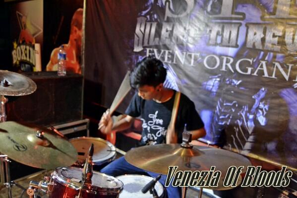 Live perfom at bulungan @mcaesarnoval