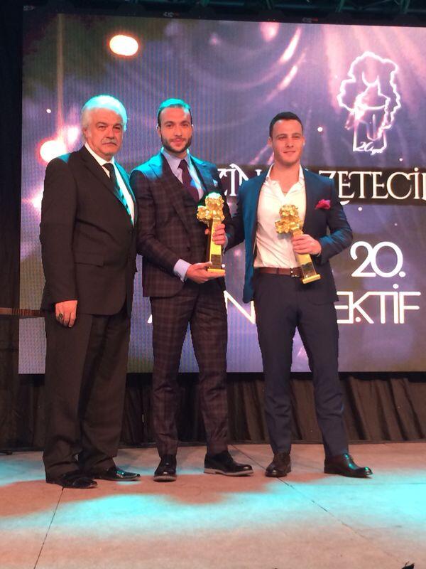 BpJk_7gCQAEB-GH.jpg:large