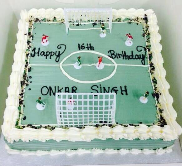 egglesscakeshop's tweet photo. Celebrating Birthday during World Cup 2014??? http://t.co/8oohI2BnJN