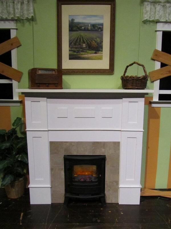 izziblanco's tweet image. #zerobudget #setdesign #setdecorating = #creativity. Foam core, hot glue &amp;amp; peel-n-stick tiles = Fireplace.