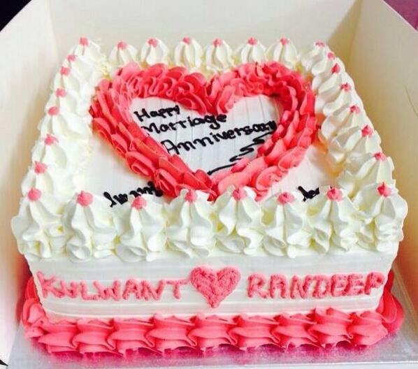 egglesscakeshop's tweet photo. http://t.co/jRP2rAoYtY