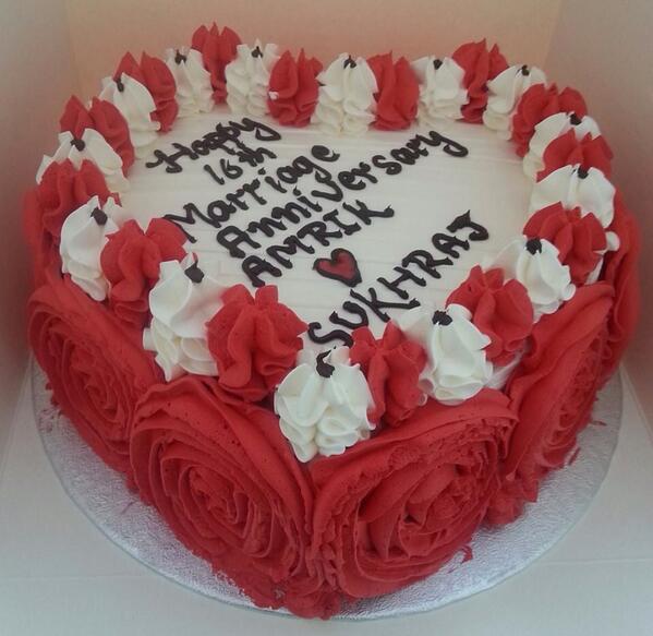 egglesscakeshop's tweet photo. http://t.co/jRP2rAoYtY