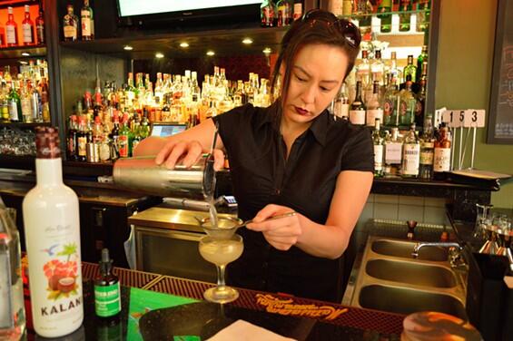 6 #Koreatown Bars Perfect for a Bar Crawl ow.ly/xxJiz #ktown