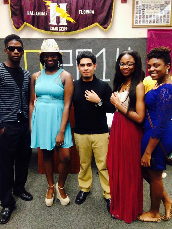 IamStavo_'s tweet photo. Me and @Sarcastic_Meeee got section of the year 💯💯💯 #BaritoneSection I Love My Sis ❤️ http://t.co/wMRSbvVRw2