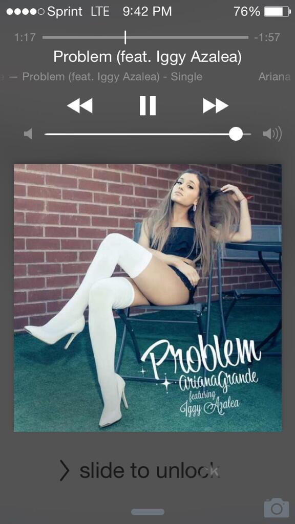 ArianaISlifeee's tweet image. @ArianaGrande you're the only artist I don't get tired of (it's a compliment) love you queen #ProblemOnRepeat 💕