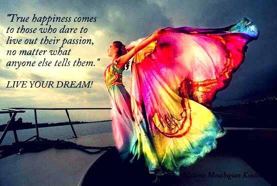 True #happiness comes to those who dare to live out their passion..." @FlowerSree #JoYTrain https://t.co/yktFDZaxrV