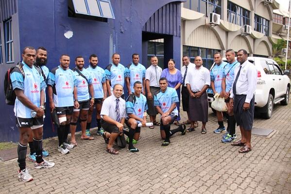 suniamarayawa's tweet photo. With the Flying FIjians at the office this morning. http://t.co/qBPX1pGxHw