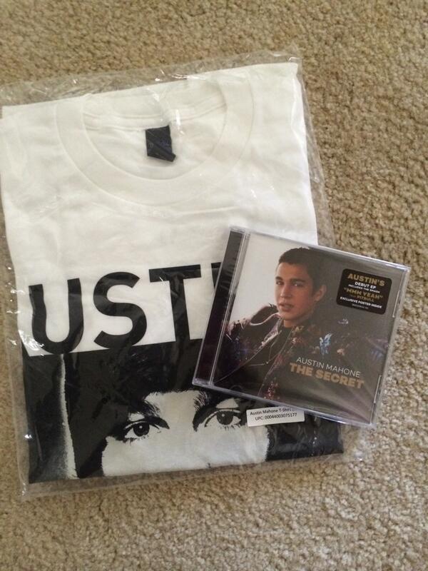 mahomie_team's tweet image. RT for a Mahomie giveaway!