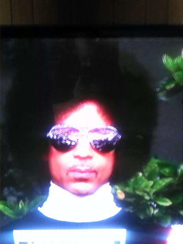 winginit14's tweet image. Papa in the next yr to come if he don't cut that fro..