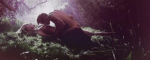 MiraculousFae's tweet photo. Meadow sex is always best http://t.co/6imqHk5626