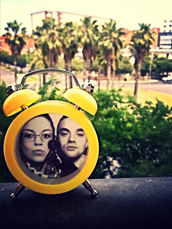 Castuer3's tweet photo. Buenos Dias a la tontina de @Anita_1393 .Un regalito para ti¡¡ :p.Te Quiero Cariño¡¡ :* :* http://t.co/JrMOYjUJLX