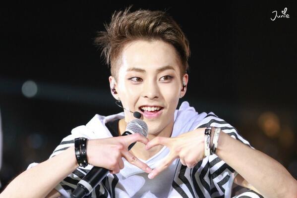 iXiumin's tweet photo. [HQ] 140602 #Xiumin - The Lost Planet in HK | cr: junie
http://t.co/T2MWnxkg6d http://t.co/MHCR5Xi9aT