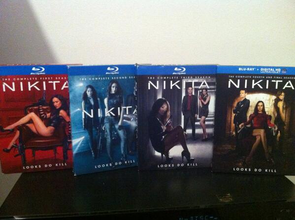 MarcelaYT72's tweet photo. my complete collection!!! S4 just arrived! Nikita, @shanewest_1 and wine time! http://t.co/J2XjBQeoCF