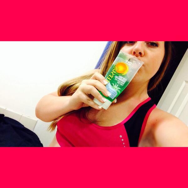 molly__mcelrath's tweet image. #MCM you the real MVP 🌞 #sorryjay