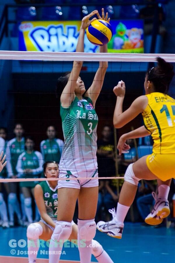 pie_cpa22's tweet image. Ur doing this since your first year, and u just keep on getting better. 👊#SingleBlock #HappyMikaReyesDay #Circa2011