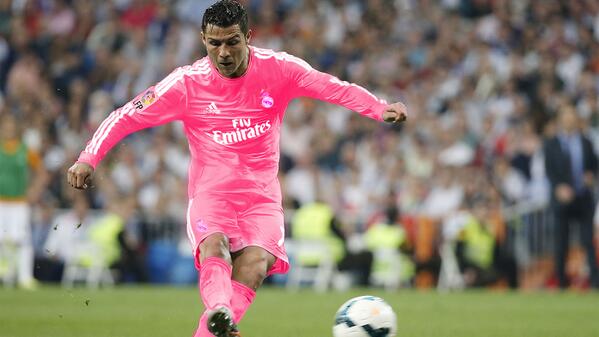 real madrid pink jersey ronaldo