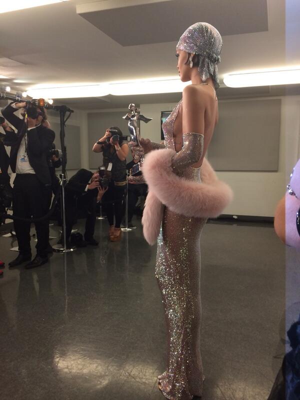 Embedded image permalink